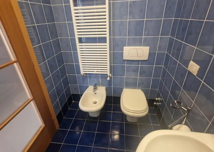 Wh - Bussana Apartman *